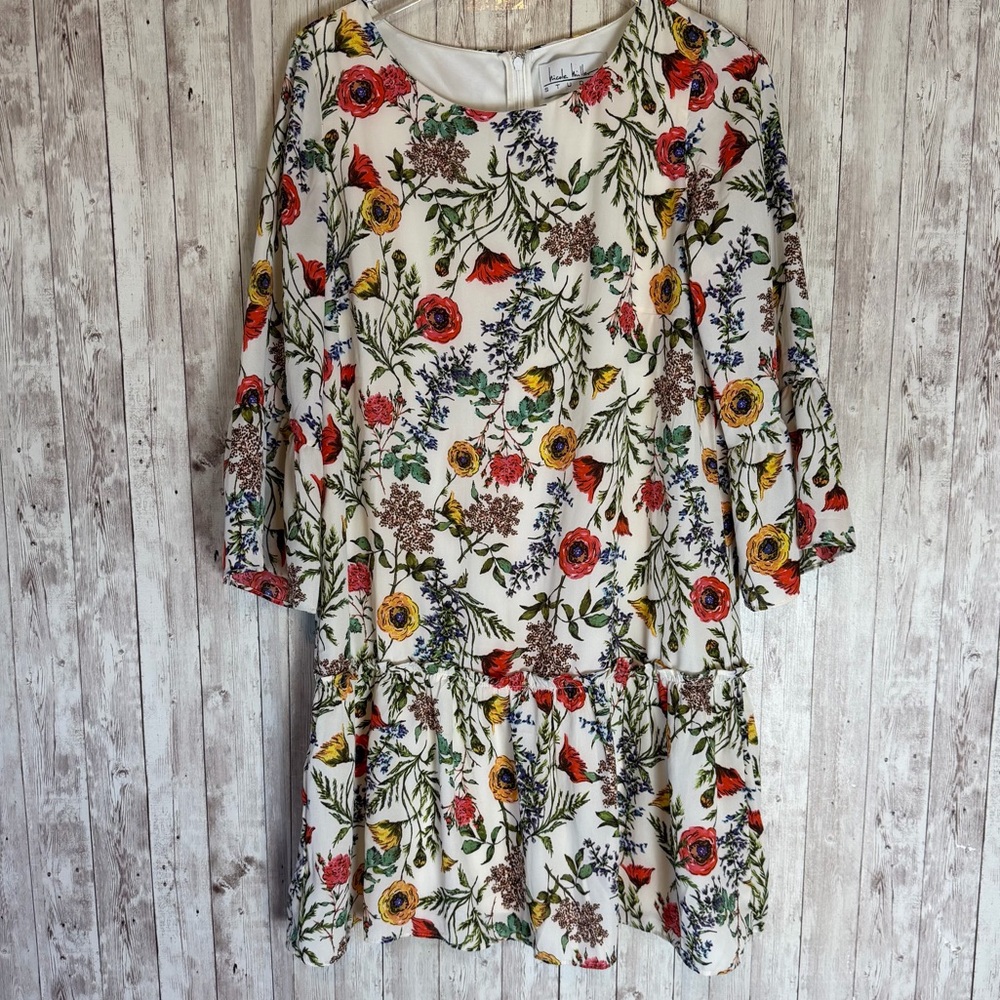 Nicole Miller Studio Cream Floral Bell Sleeve Ruffled Hem Shift Dress 8